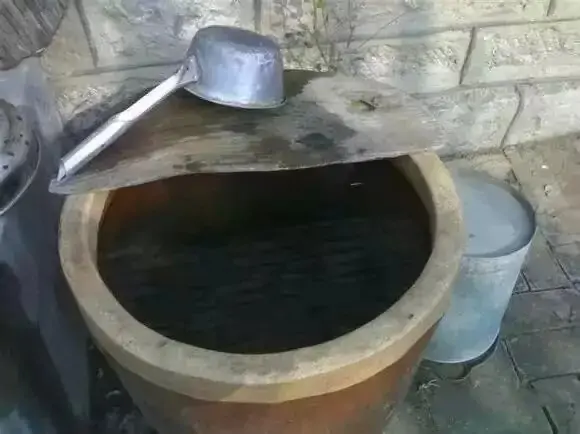 80年代老对象水缸