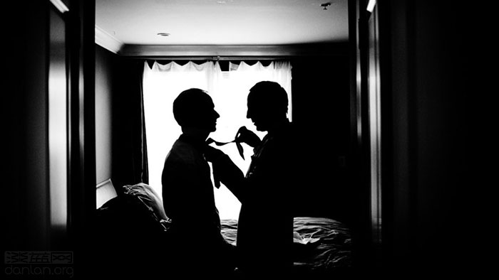 Featured image of post 不同年代的Gay如何面基？(图)