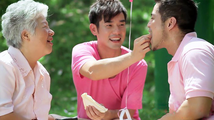 Featured image of post 无论你爱的谁，你的爸妈依旧爱你